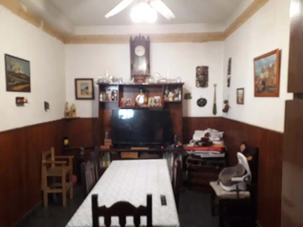 Foto de CASA 6 AMB SOBRE LOTE PROPIO PATERNAL, imagen 4