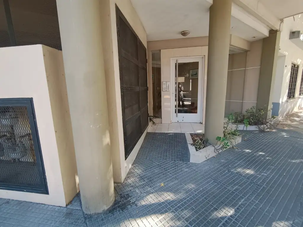 Foto de Alquilo Departamento muy cómodo a pasos de Av. Maipú, imagen 1