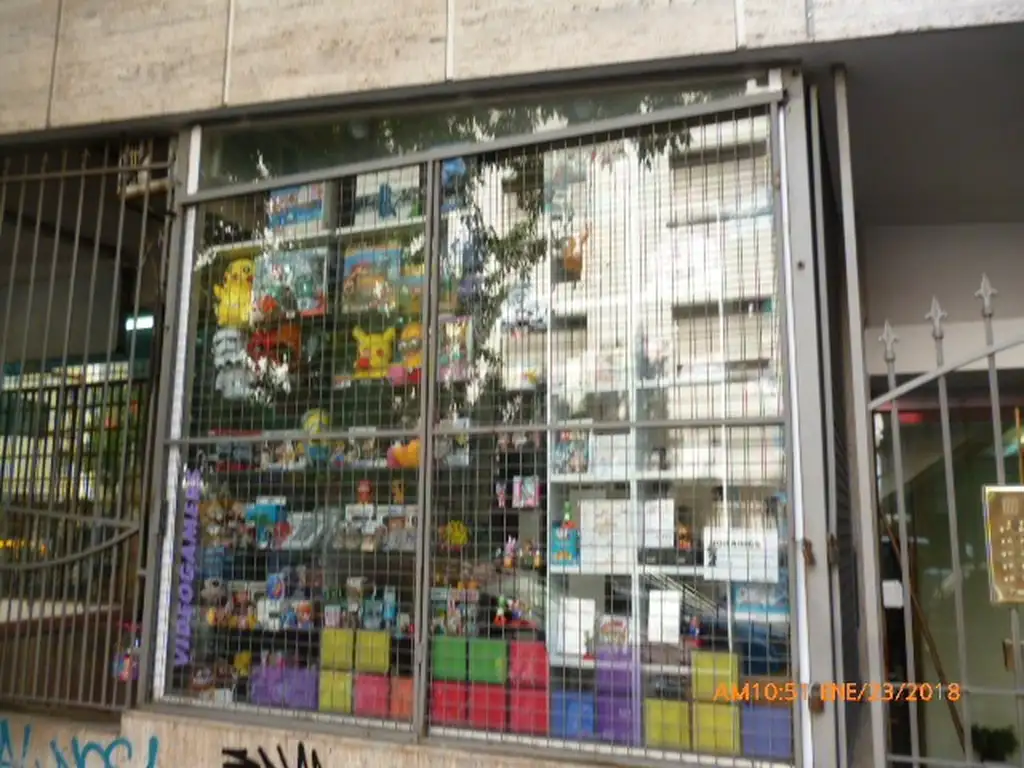 Foto de VENTA DE LOCAL EN BELGRANO bajas expensas en galería con vidriera a la, imagen 3