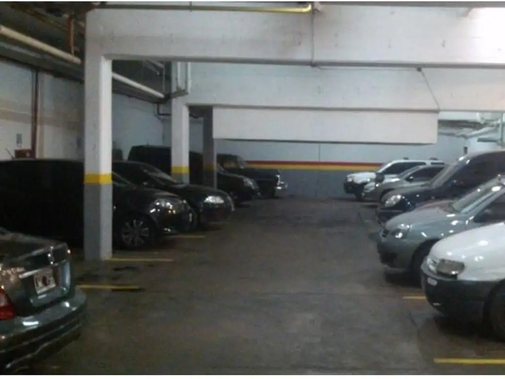 Foto de 41 cocheras en subsuelo, 1000 m2 + local de 30m2 en planta baja, imagen 2
