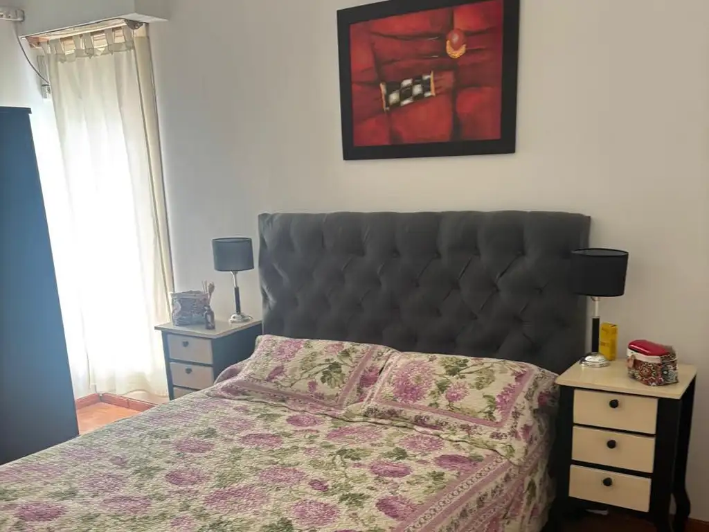 Foto de VENTA DTO. 3 AMBIENTES CON BALCÓN, PATIO Y COCHERA FIJA EXCELENTE, imagen 4