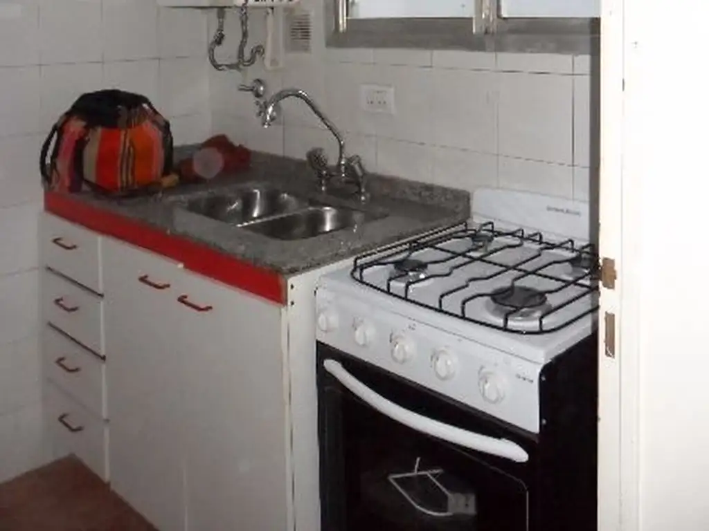 Foto de Alquiler 1 ambiente en Vicente Lopez, imagen 2