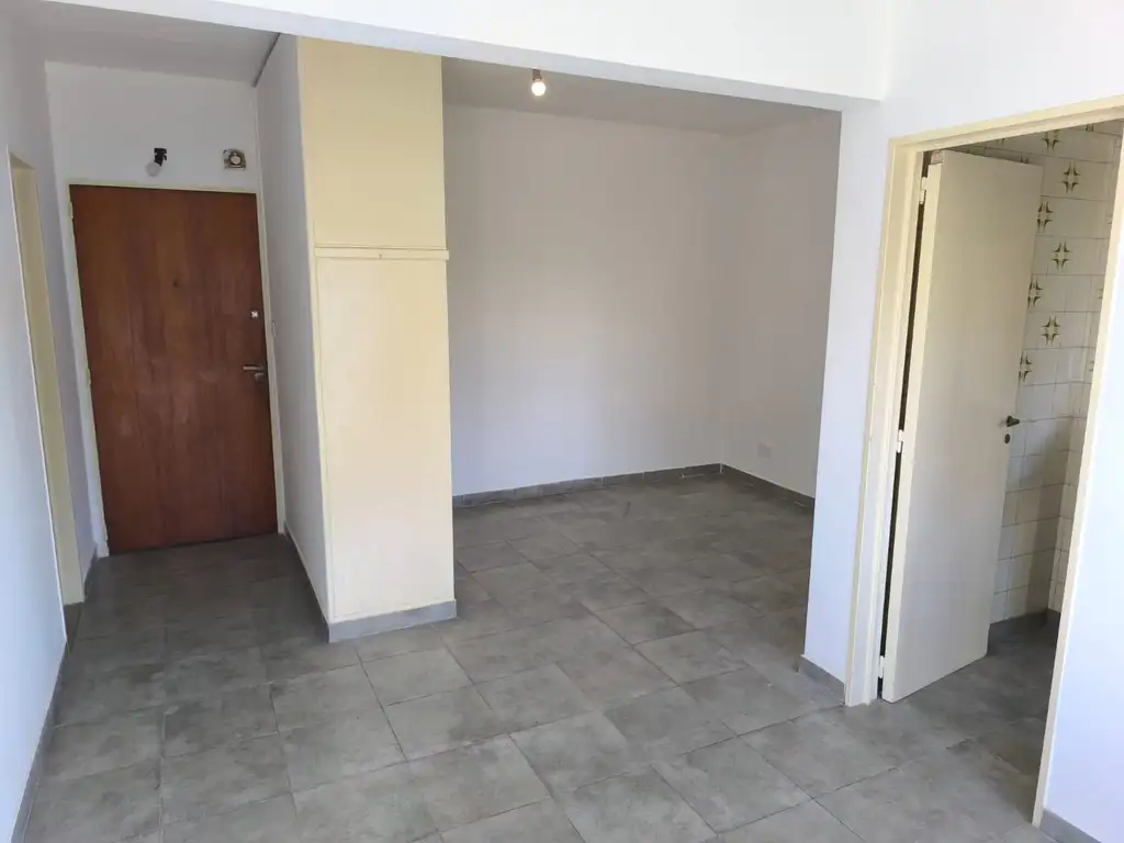 Foto de Alquilo Departamento muy cómodo a pasos de Av. Maipú, imagen 3