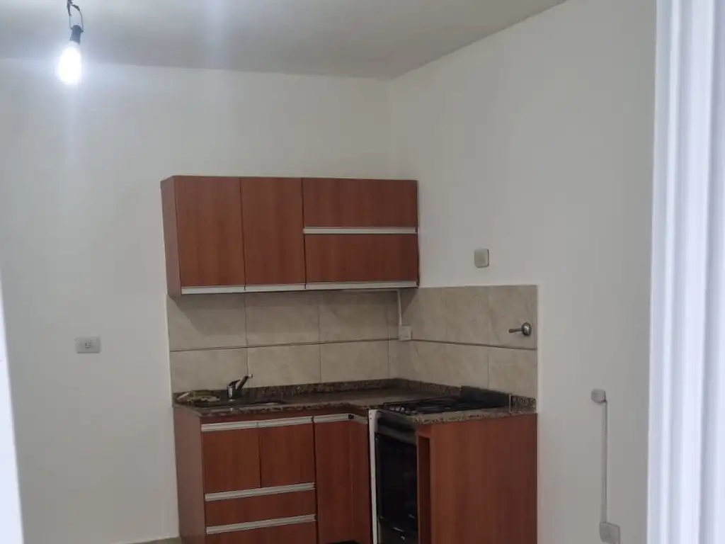 Foto de 2 ambientes tipo casa pb patio cocina separada, imagen 2