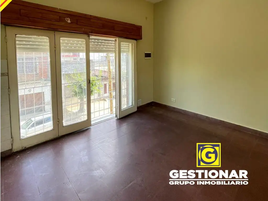 Foto de Departamento en alquiler en Valentín Alsina, imagen 2