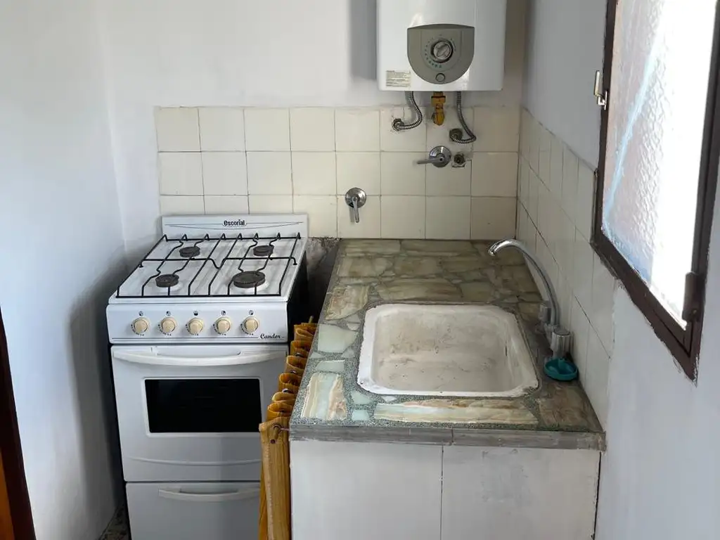 Foto de 524 esq 21- Depto 1º piso por escalera- 1 dormitorio, imagen 1