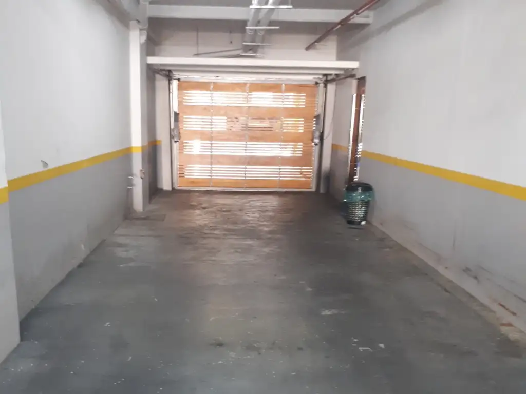 Foto de Venta Cochera Fija Cubierta, imagen 1