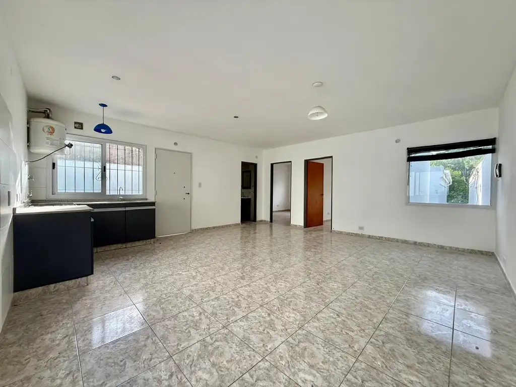 Foto de Excelente 3 ambientes en primer piso, sin expensas., imagen 1