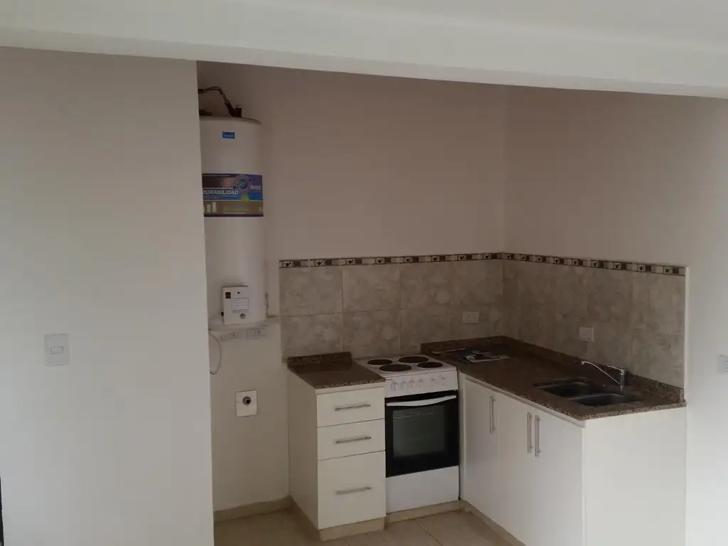 Foto de Departamento de dos dormitorios en planta alta, imagen 2