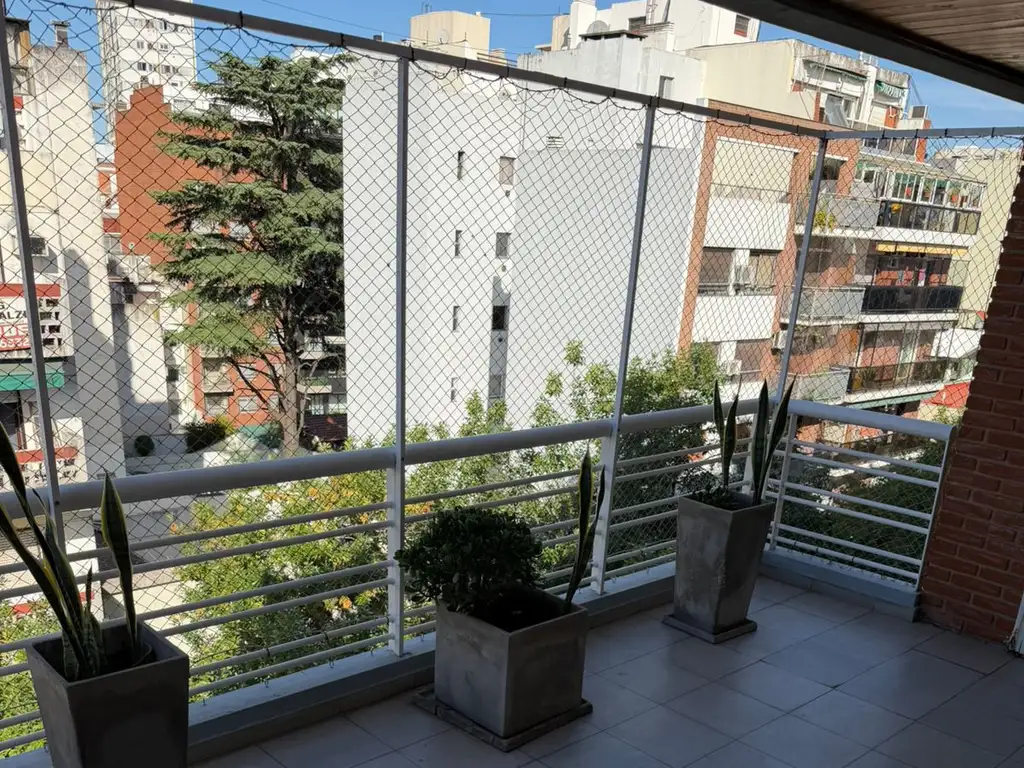 Foto de Semipiso 3 Dormitorios ( suite) Balcon Aterrazado con cochera cubierta, imagen 1