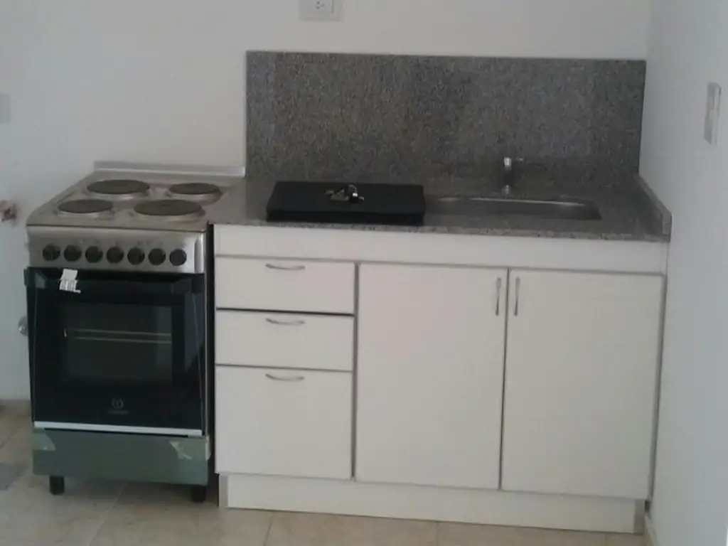 Foto de EXCELENTE MONOAMBIENTE EN 7° PISO A ESTRENAR EN LINIERS. EN POLA 26 , A, imagen 3