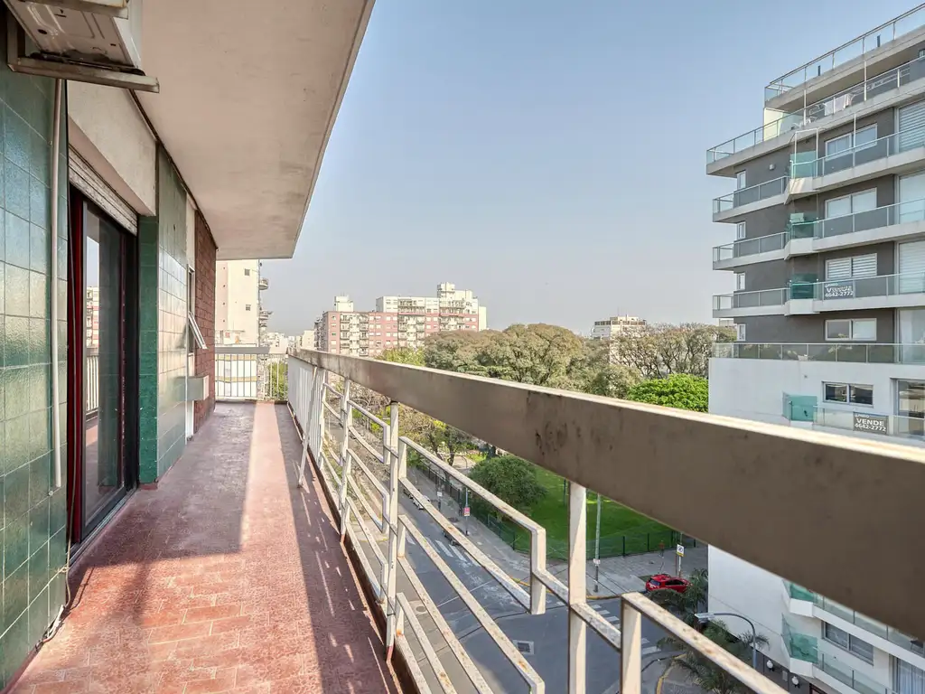 Foto de EXCELENTE DEPARTAMENTO RAMON FALCON Y CORVALAN FRENTE A PLAZA DE LOS, imagen 4