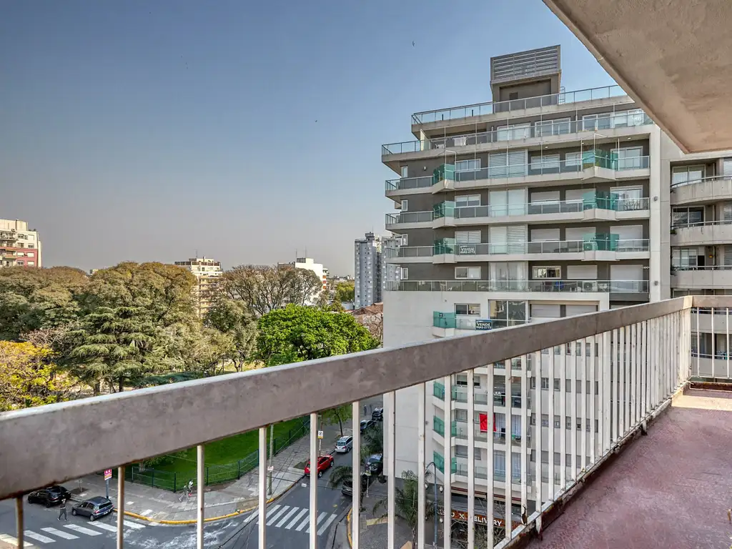 Foto de EXCELENTE DEPARTAMENTO RAMON FALCON Y CORVALAN FRENTE A PLAZA DE LOS, imagen 3