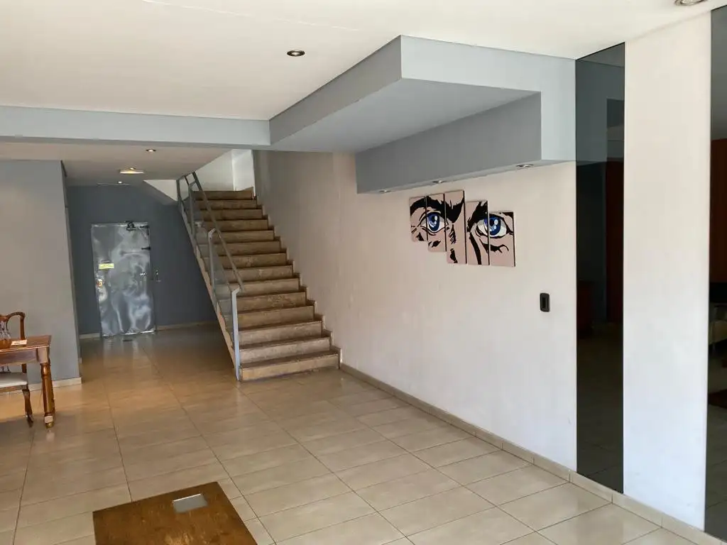 Foto de Villa Devoto, monoambiente en moderno edificio, gran balcon, 2° piso al, imagen 1