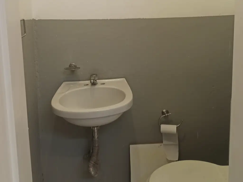 Foto de ALQUILER LOCAL CON BAÑO, imagen 5