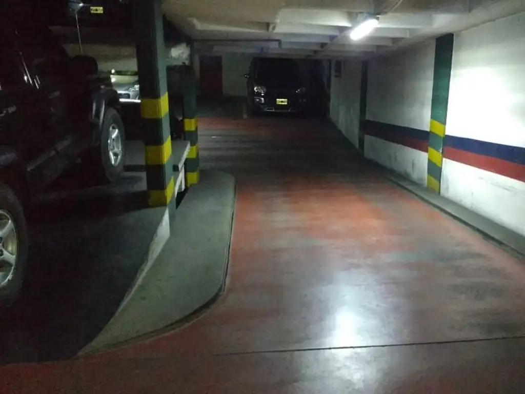 Foto de Cochera fija a dos cuadras Estación Belgrano "R"., imagen 2