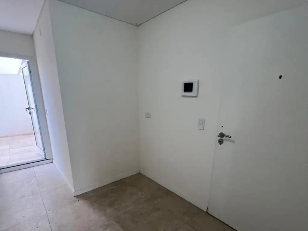 Foto de Depto. 3 amb al frente con gran balcón y patio a ESTRENAR de 92 m2, imagen 5