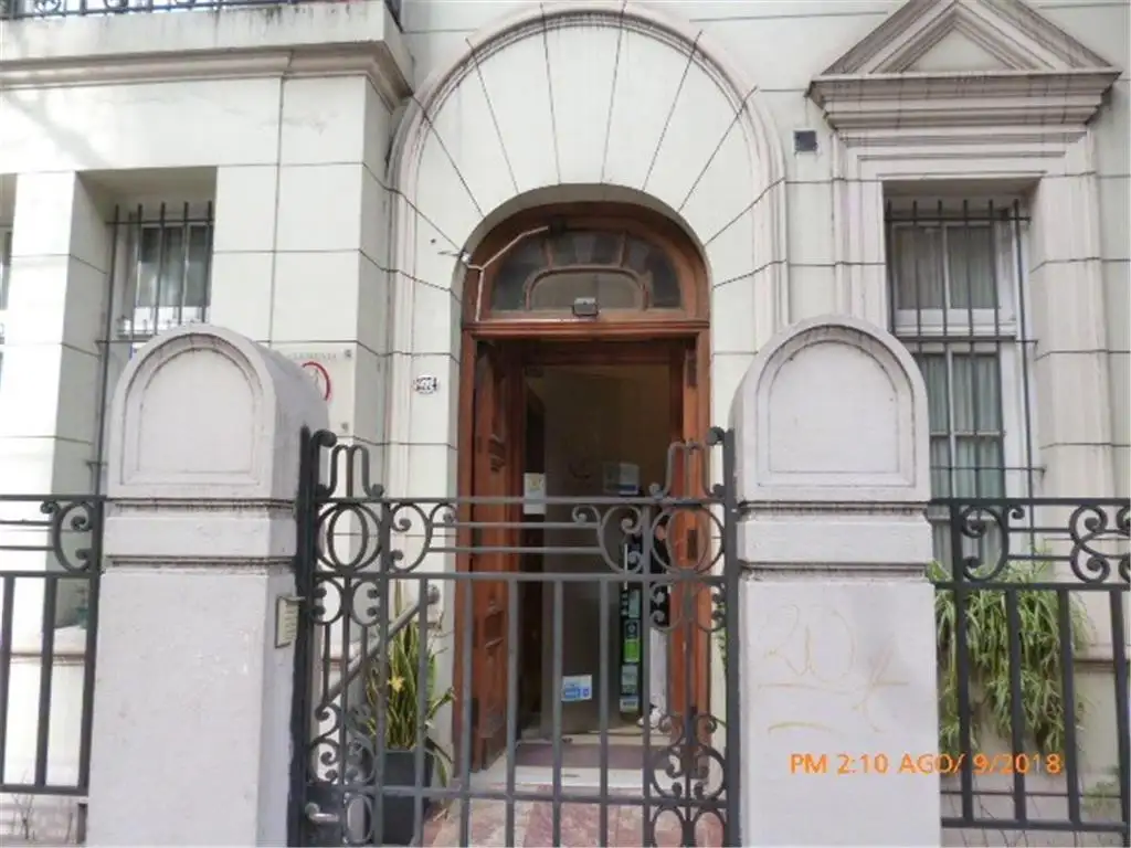 Foto de VENTA DE CASA EN BELGRANO ECHEVERRIA 2774 6 AMBIENTES CAPITAL, imagen 1