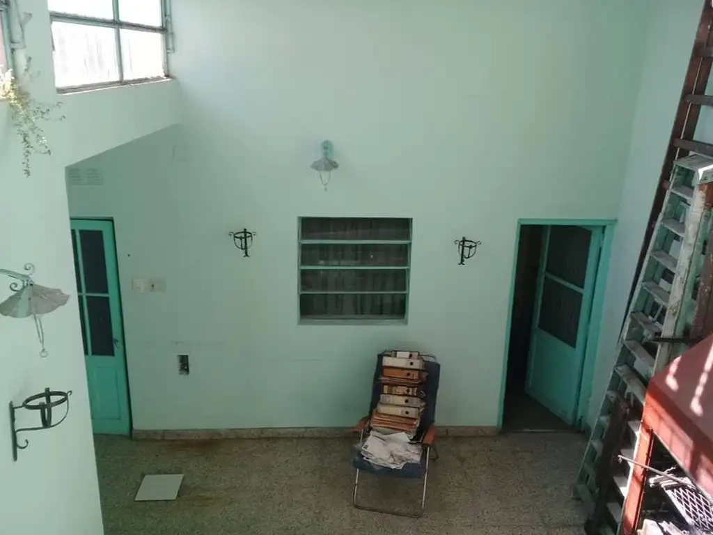 Foto de Casa con patios y terraza sobre lote 8,66 x 29 aprox, imagen 3