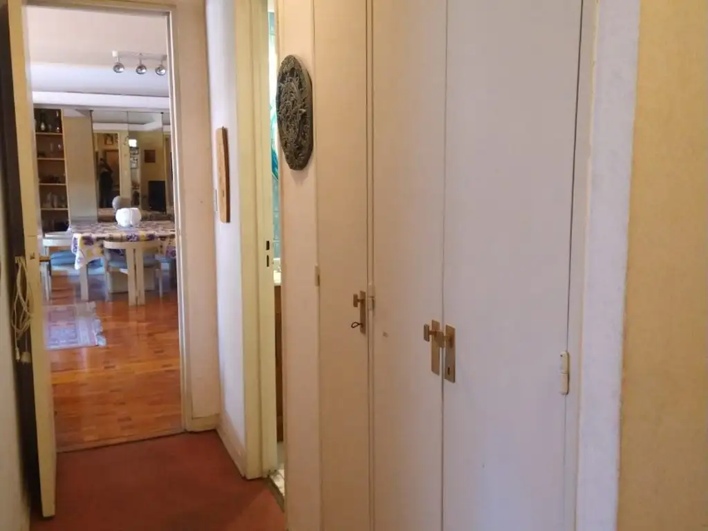 Foto de EXCELENTE 5 AMB CON COCHERA INCLUIDA, PATIO ATERRAZADO Y PARRILLA, imagen 3