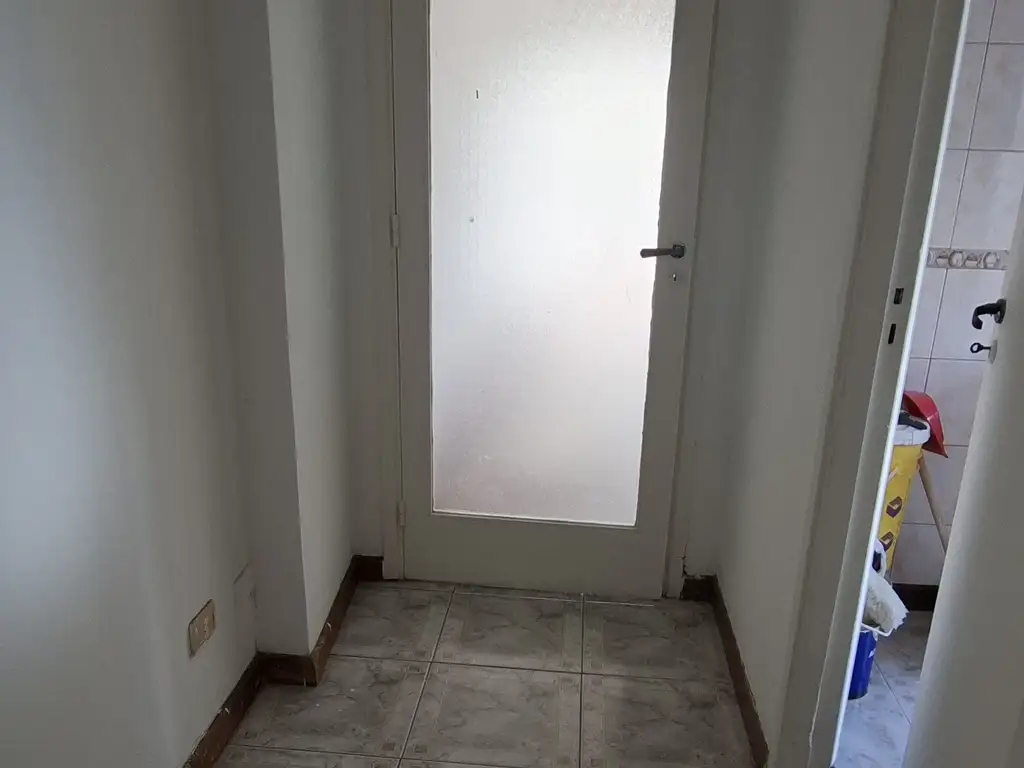 Foto de Hermoso Semi piso 3 amb contrafrente, imagen 3