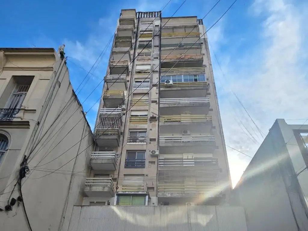 Foto de DEPARTAMENTO CÉNTRICO 3 DORMITORIOS CON COCHERA, imagen 2