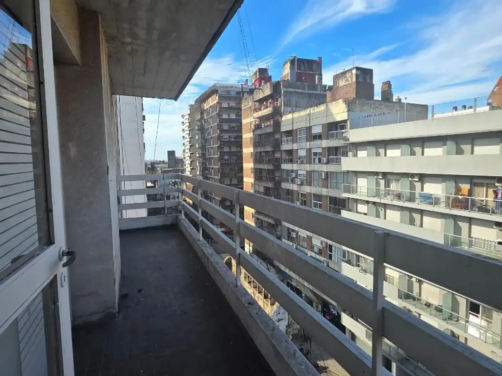 Foto de DEPARTAMENTO CÉNTRICO 3 DORMITORIOS CON COCHERA, imagen 1