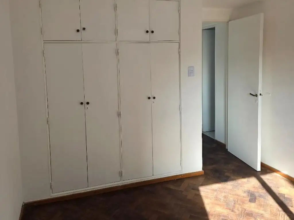 Foto de DEPARTAMENTO CÉNTRICO 3 DORMITORIOS CON COCHERA, imagen 4