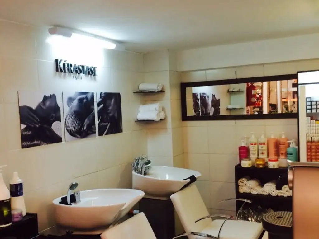 Foto de SOLO EQUIPMIENTO DE PELUQUERIA COMPLETO.! OPORTUNIDAD U$20.000 TOTAL.!!!, imagen 4