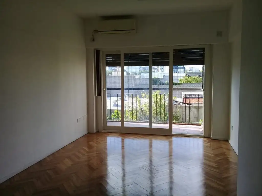 Foto de 3 Ambientes con balcon y cochera, imagen 1