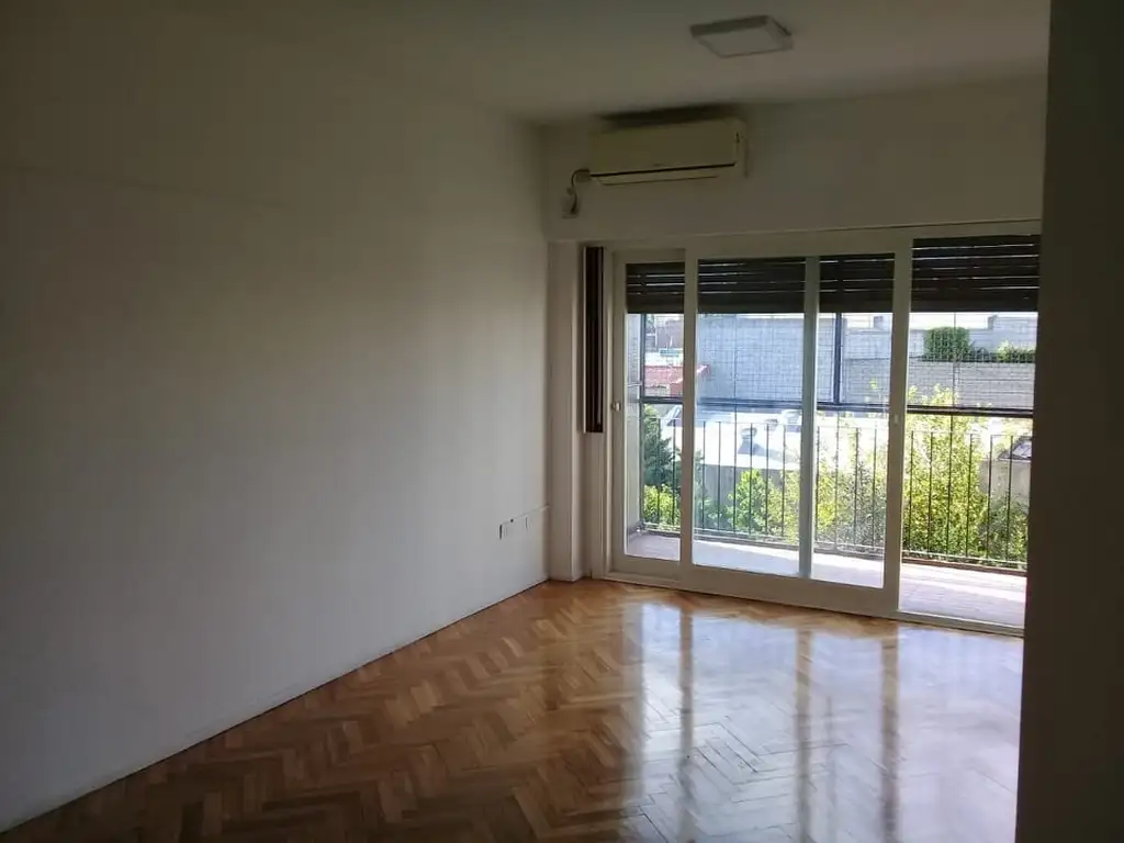 Foto de 3 Ambientes con balcon y cochera, imagen 4