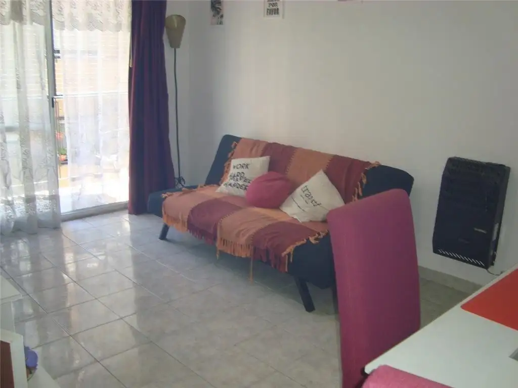 Foto de ALQUILER DEPARTAMENTO DOS AMBIENTES, FRENTE, BALCÓN, TOTALMENTE, imagen 1