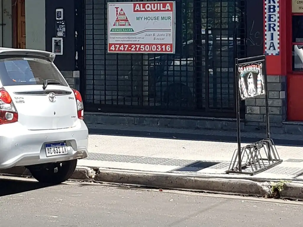 Foto de LOCAL 18 MTS, ALQUILER EN BECCAR, imagen 3