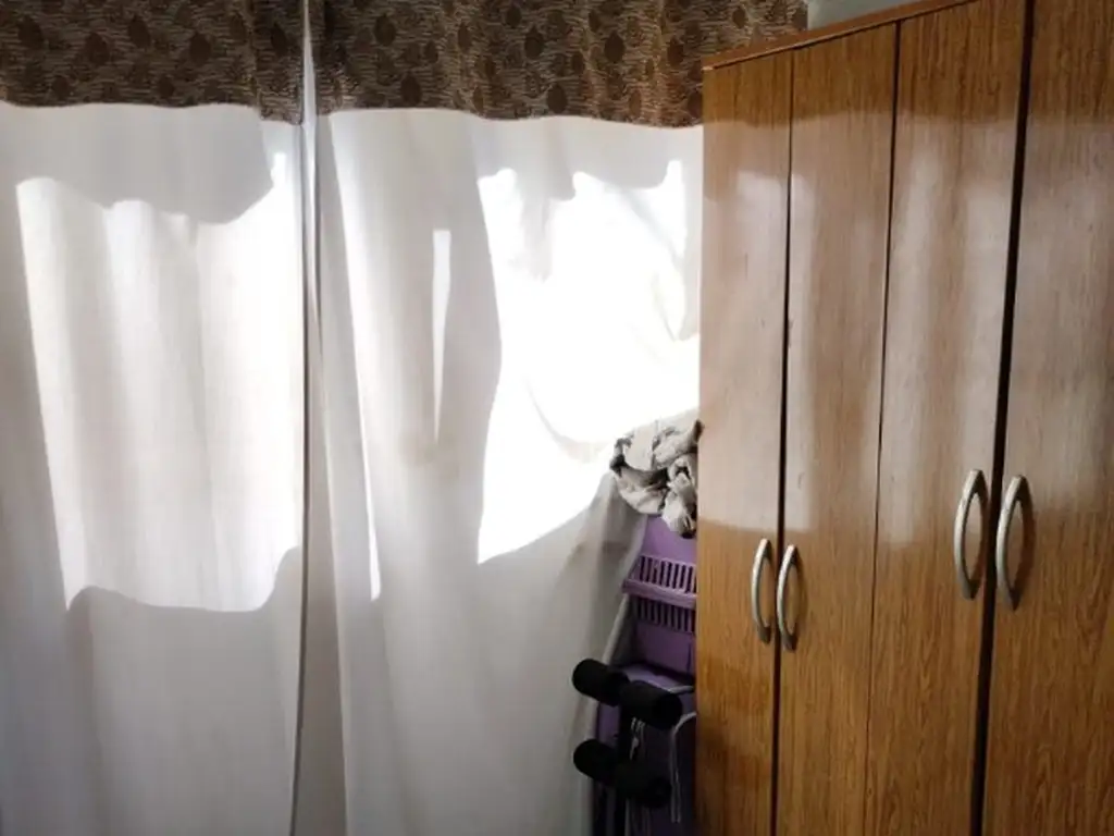 Foto de VENTA DEPARTAMENTO 4 AMBIENTES APTO CREDITO AMPLIOS AMBIENTES MUY, imagen 1