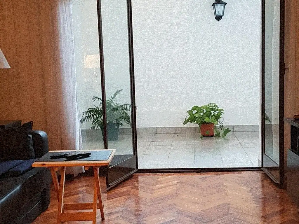 Foto de 4 AMBIENTES O 3 AMBIENTES Y ESCRITORIO 2 PATIOS 1 TECHADO COCINA, imagen 3