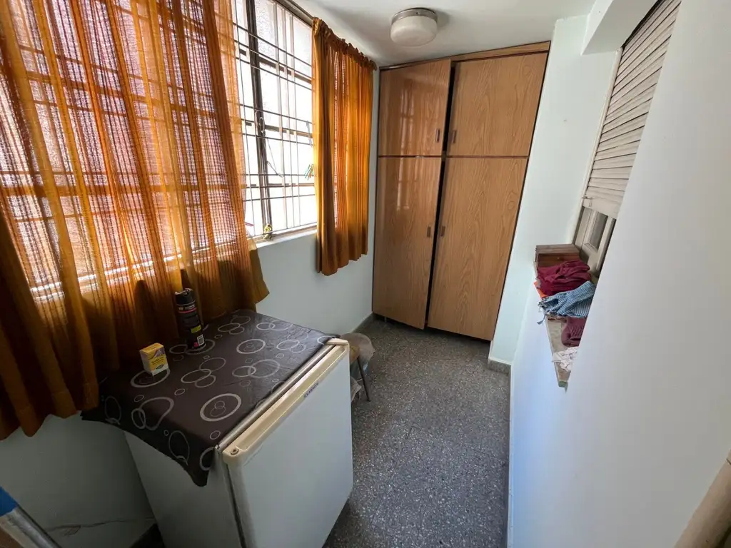 Foto de Amplio PH de 4 Ambientes con Balcón, Garage y Terraza Propia, imagen 3