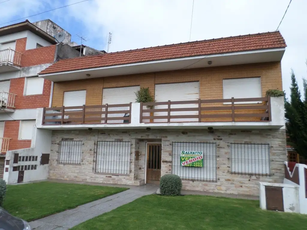 Foto de Departamento 3 ambientes a 3 cuadras del mar en Punta Mogotes, imagen 1