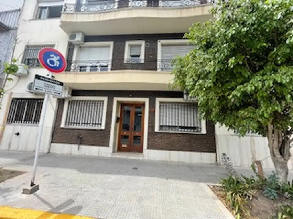 Foto de 2 AMB X ESC FRENTE BALCÓN 45 MTS VISTA ABIERTA BAJ EXP $22630 DPTO Y, imagen 2