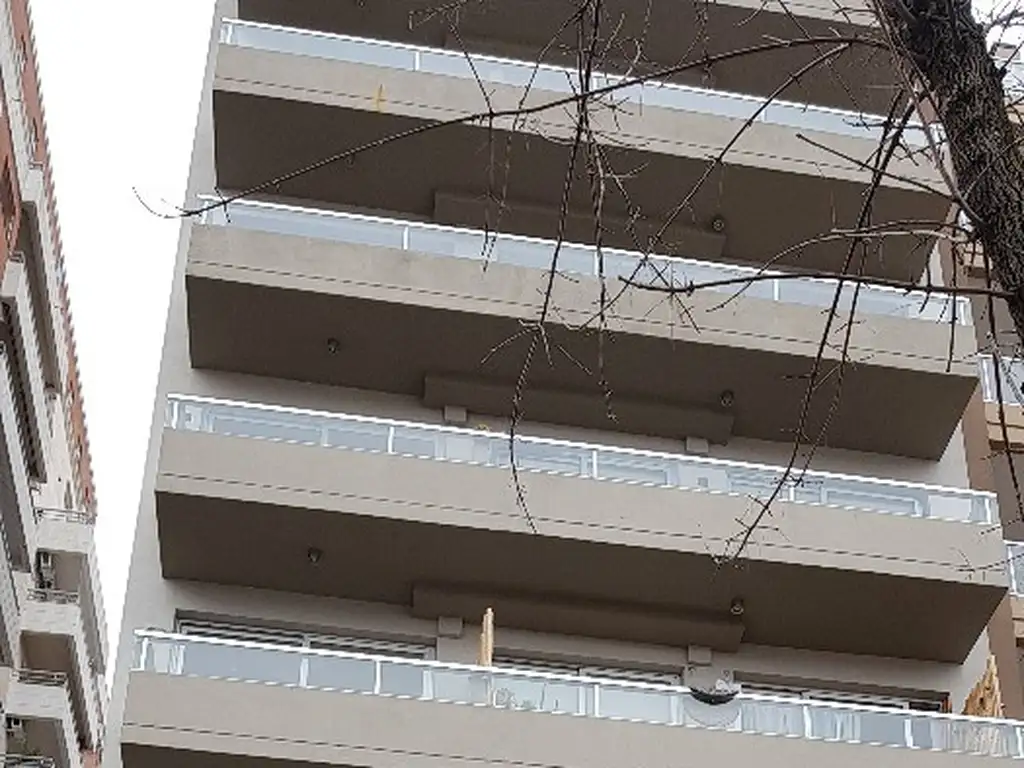 Foto de Excelente Cochera en Nuñez a 1 cuadra de Cabildo - Fija - Cubierta y, imagen 3