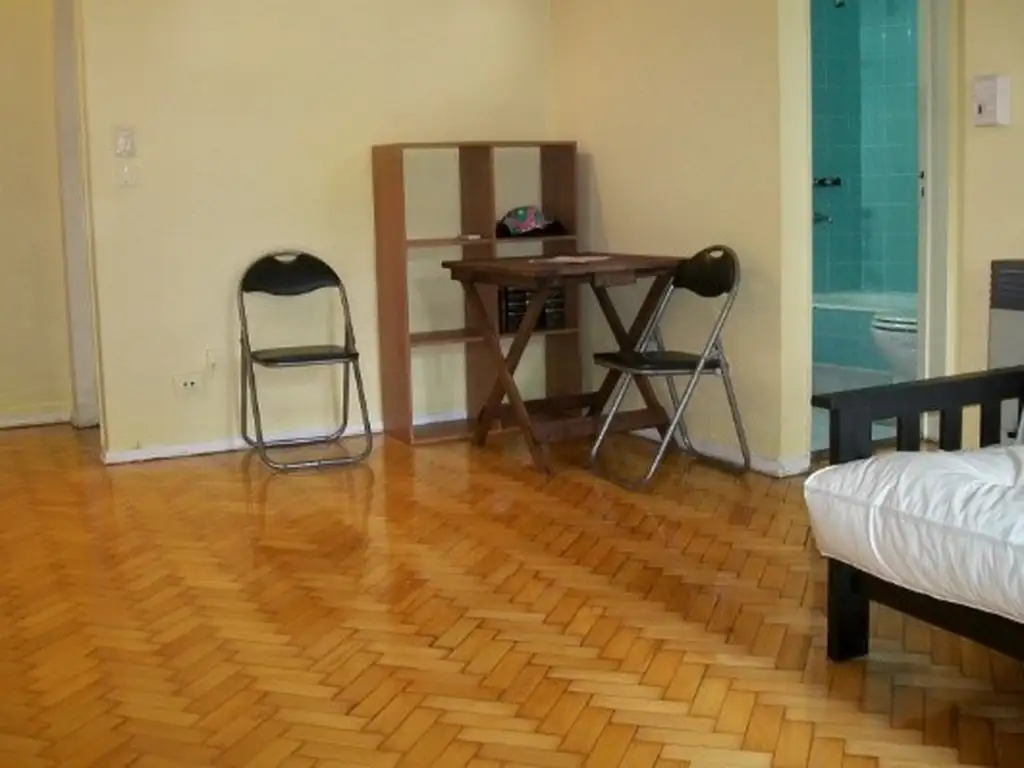Foto de PALERMO: 2 AMBIENTES CFTE APTO PROFESIONAL, imagen 2