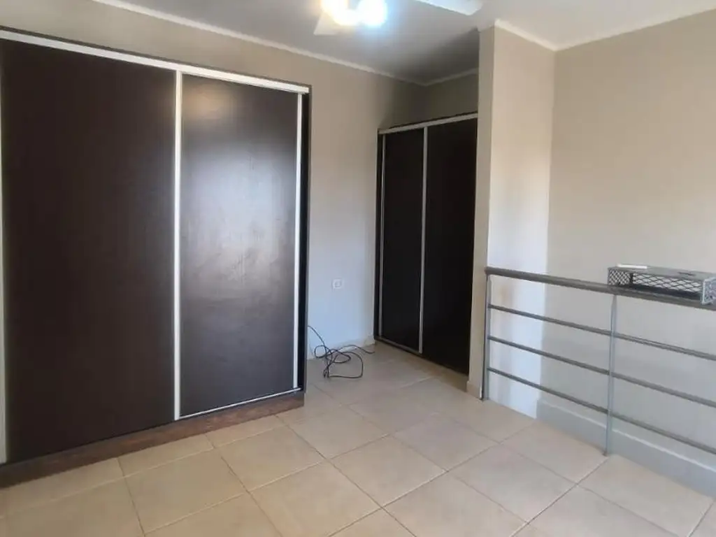 Foto de IMPERDIBLE DÚPLEX DE 1 DORMITORIO - CÉNTRICO, imagen 4