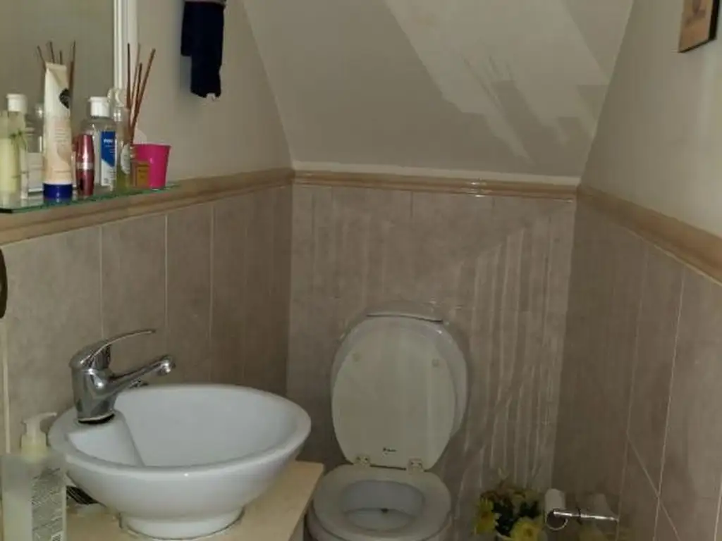 Foto de SE VENDE TRIPLEX 4 AMB VILLA LUGANO, imagen 1