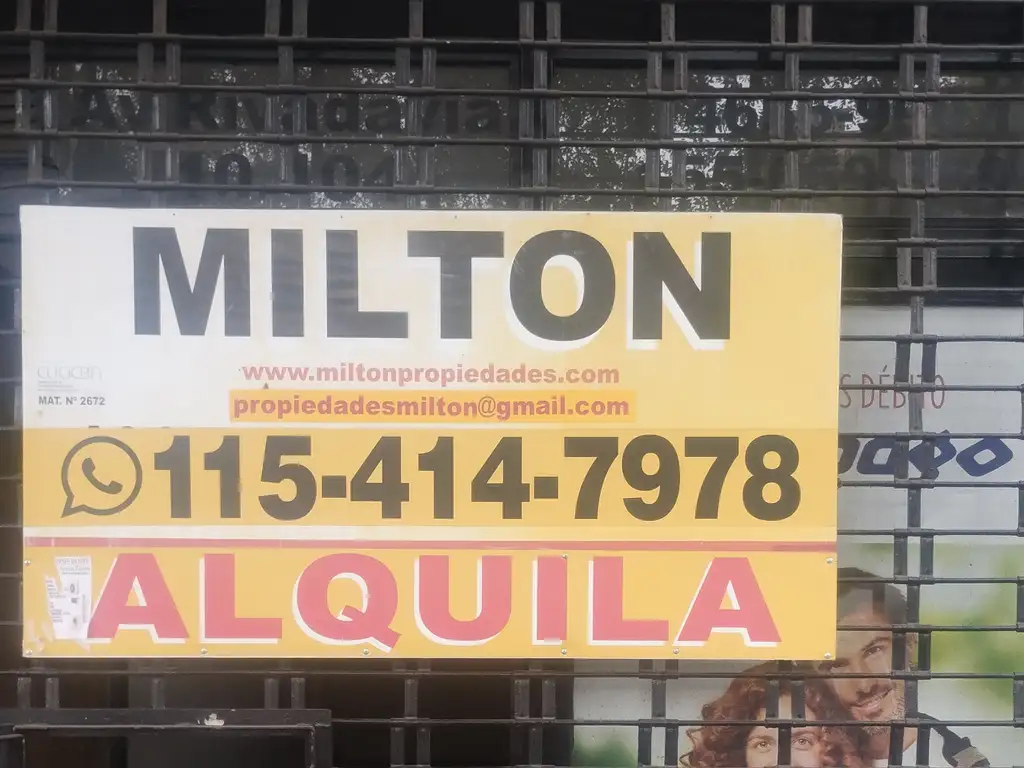 Foto de EXCELENTE LOCAL COMERCIAL DE 37 MTS (30 DE SALÓN Y 7 MTS DE ENTREPISO), imagen 5