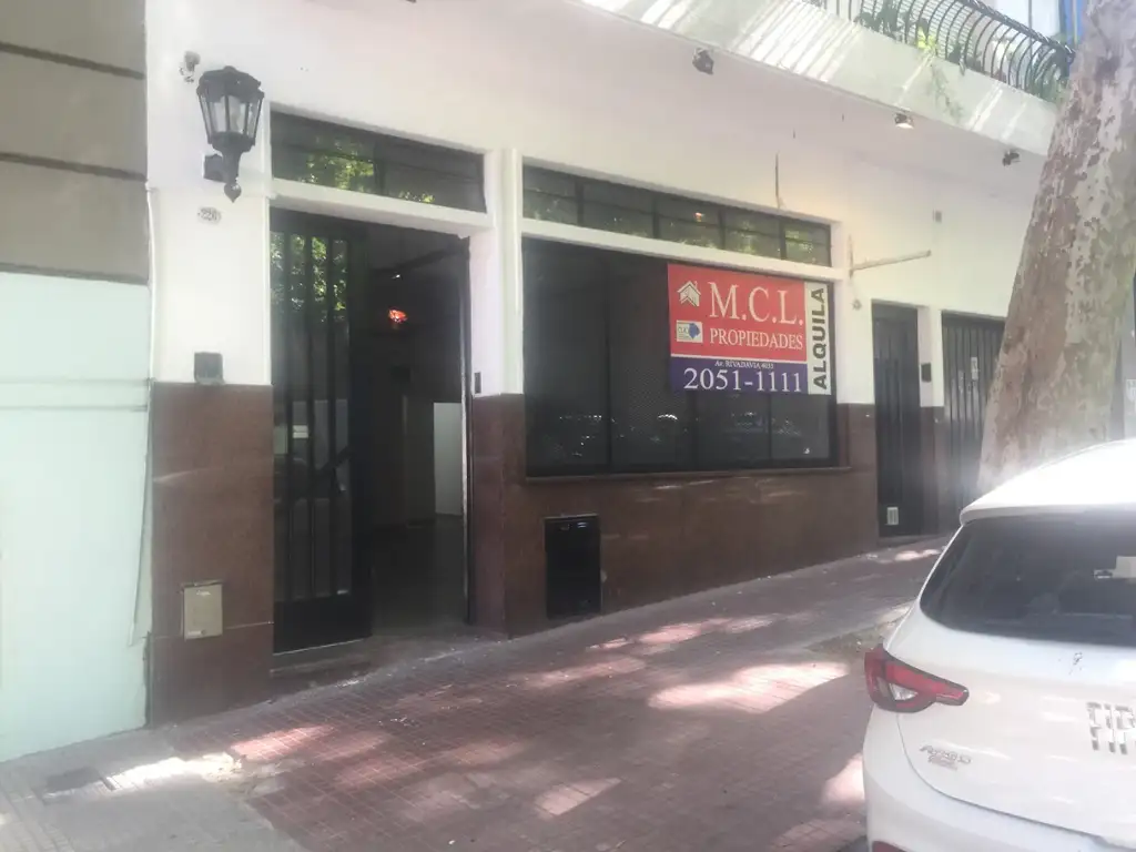 Foto de SAN TELMO ¡¡ SIN EXPENSAS !! LOCAL DE 108 M2 APTO GASTRONOMIA HUMBERTO, imagen 1
