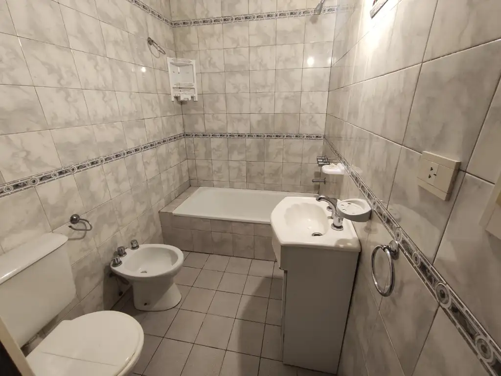 Foto de Alquiler de departamento dos ambientes en WIlde centro, imagen 2
