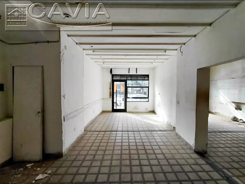 Foto de 2 Locales juntos 8 m de frente - 75 m2 cubiertos - Apto gastronomía - A, imagen 4