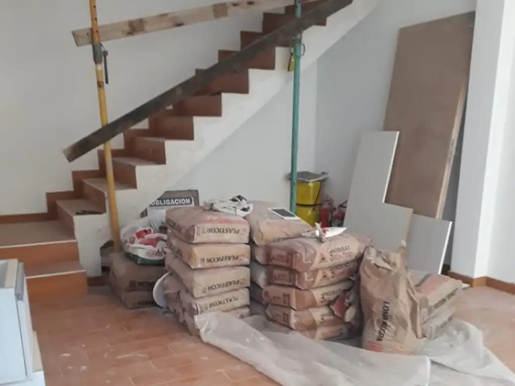 Foto de SE VENDE DUPLEX 4 AMB VILLA LUGANO, imagen 1