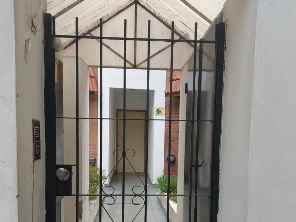 Foto de TRIPLEX, CON COCHERA, imagen 2