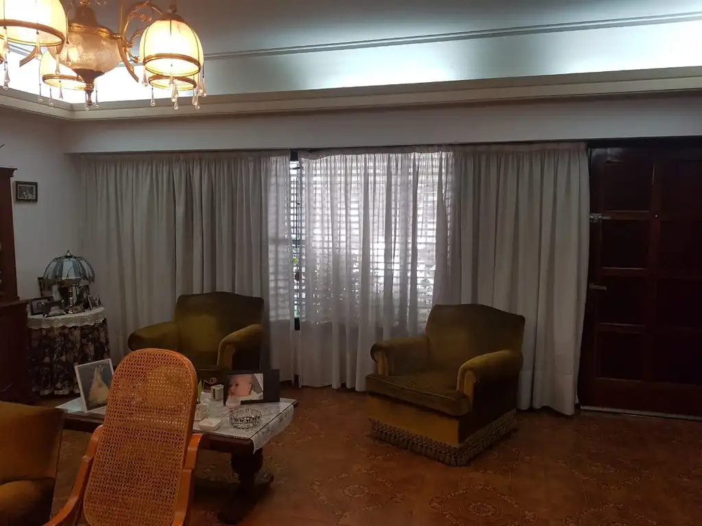 Foto de Casa 5 Amb. - VENTA, imagen 2
