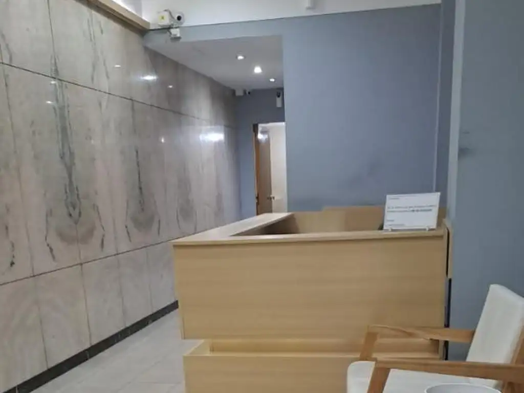 Foto de NUEVO VALOR!!! OFICINA SEMIPISO- EXCL.UBICACION, imagen 2